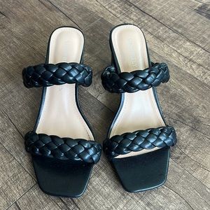 Black heeled sandals size 8.5